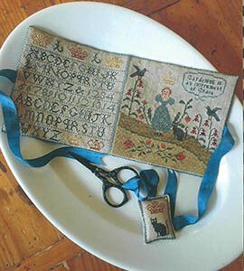 Garden Queen Needlebook